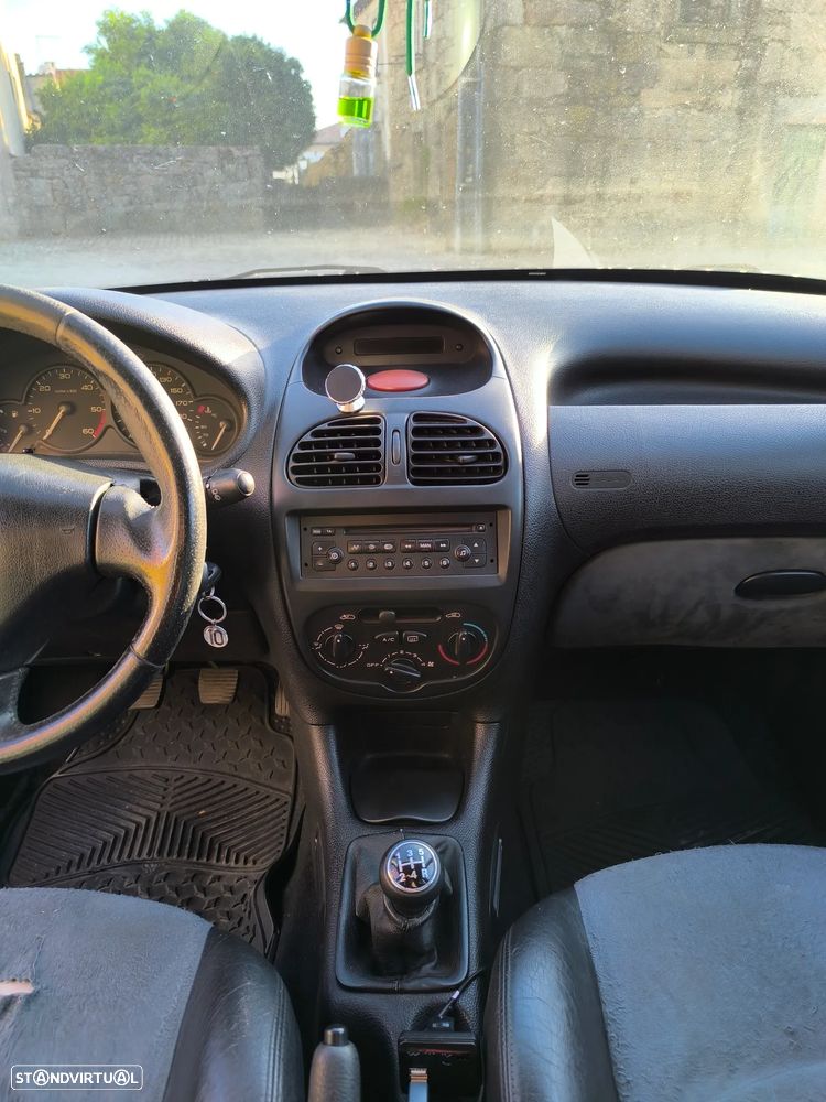 Peugeot 206 - 10