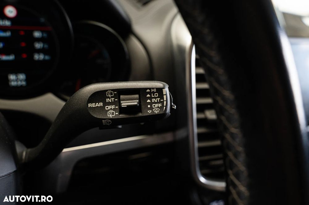 Porsche Cayenne GTS Tiptronic S - 24