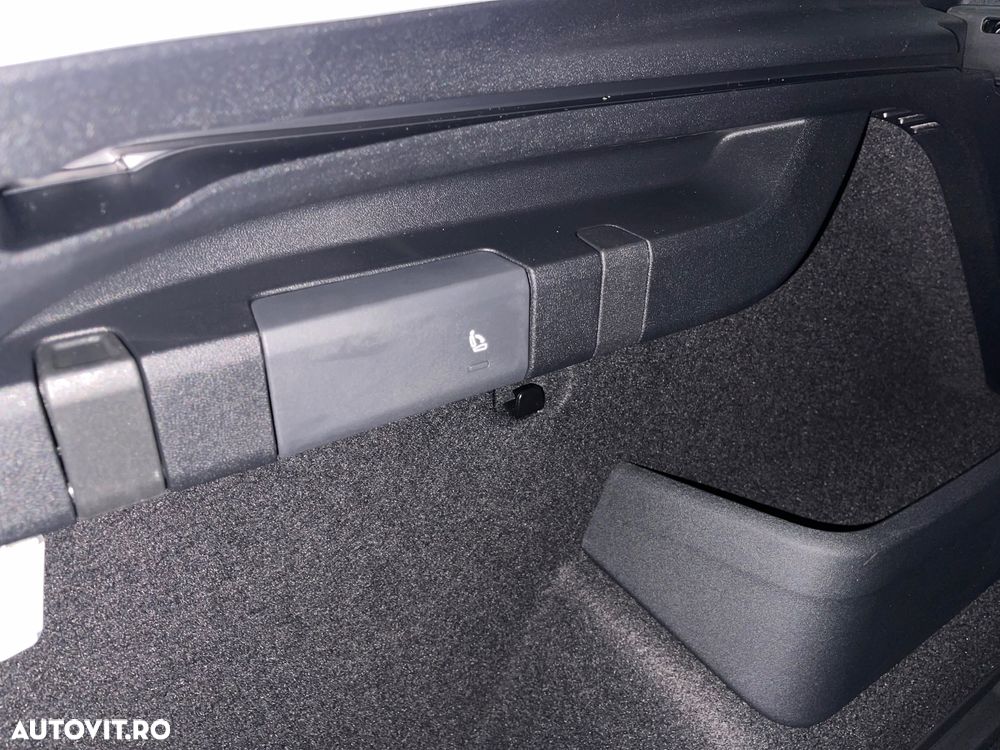 Volkswagen Tayron 1.5 eTSI DSG MHEV Life - 19