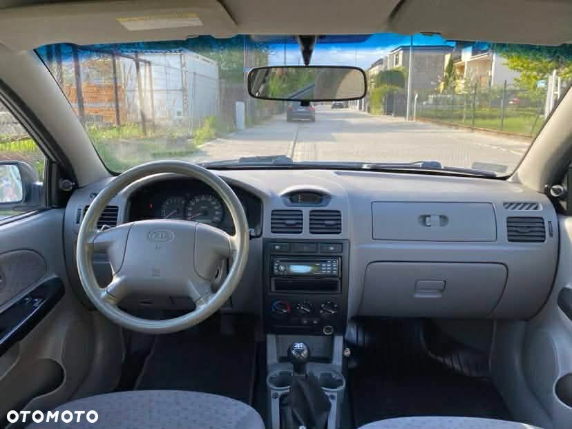 Kia Rio 1.3 RS - 5