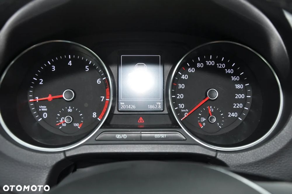 Volkswagen Polo - 16