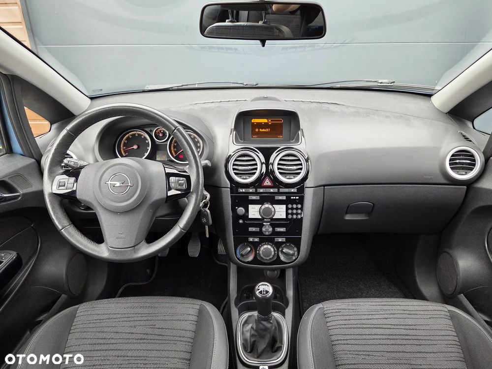 Opel Corsa 1.4 16V Energy - 8