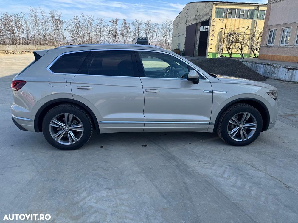 Volkswagen Touareg V6 TDI Elegance - 2