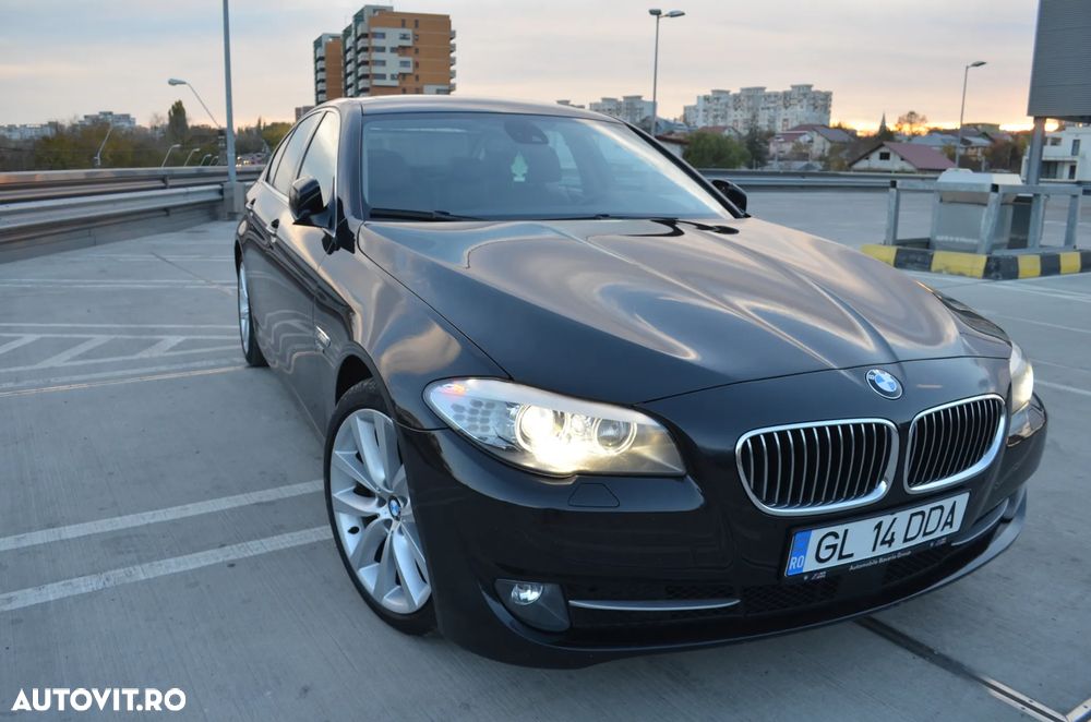 BMW Seria 5 525d xDrive - 1