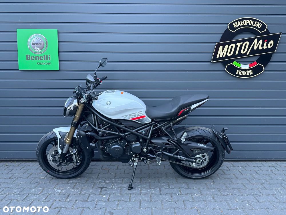 Benelli 752 S - 3