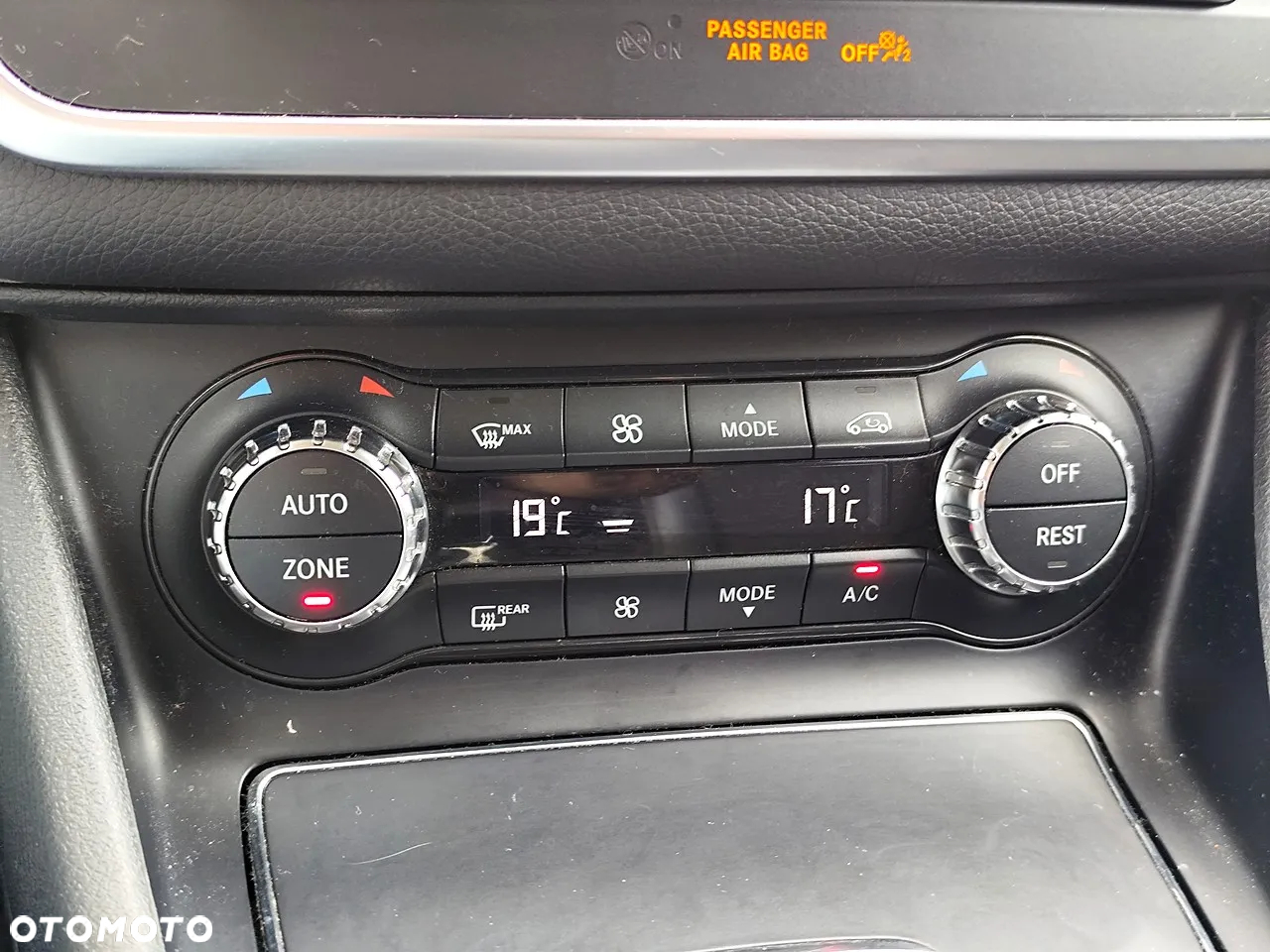 Mercedes-Benz CLA 250 4-Matic AMG Line - 20