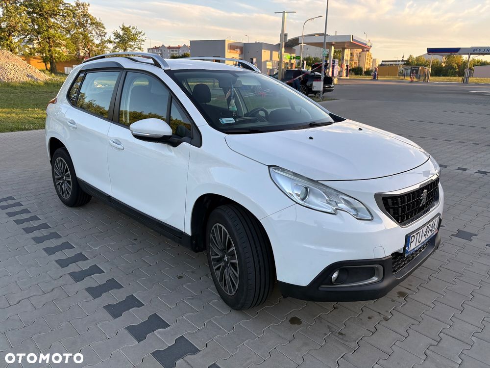 Peugeot 2008 1.2 Pure Tech Style - 7