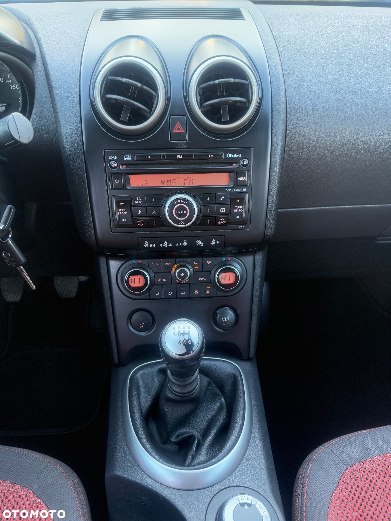 Nissan Qashqai 2.0 4x4 Tekna - 23