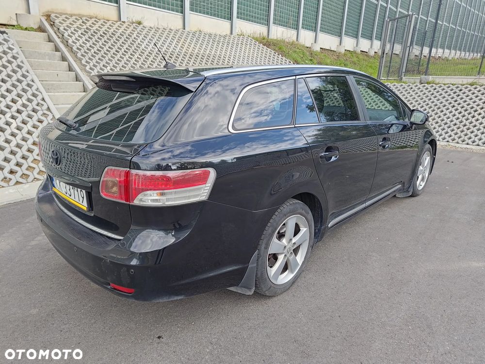Toyota Avensis 1.8 Sol plus - 4