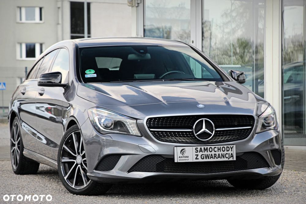 Mercedes-Benz CLA 180 Urban - 1