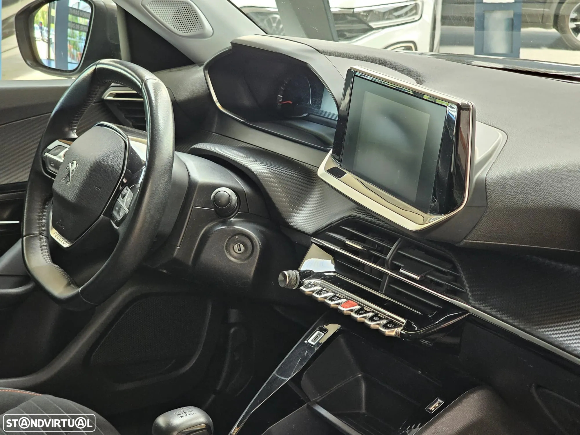 Peugeot 2008 1.2 PureTech Active - 8