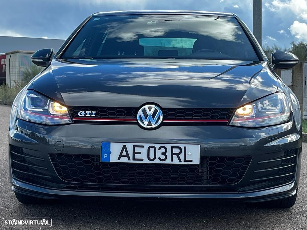 VW Golf 2.0 TSi GTi DSG - 25