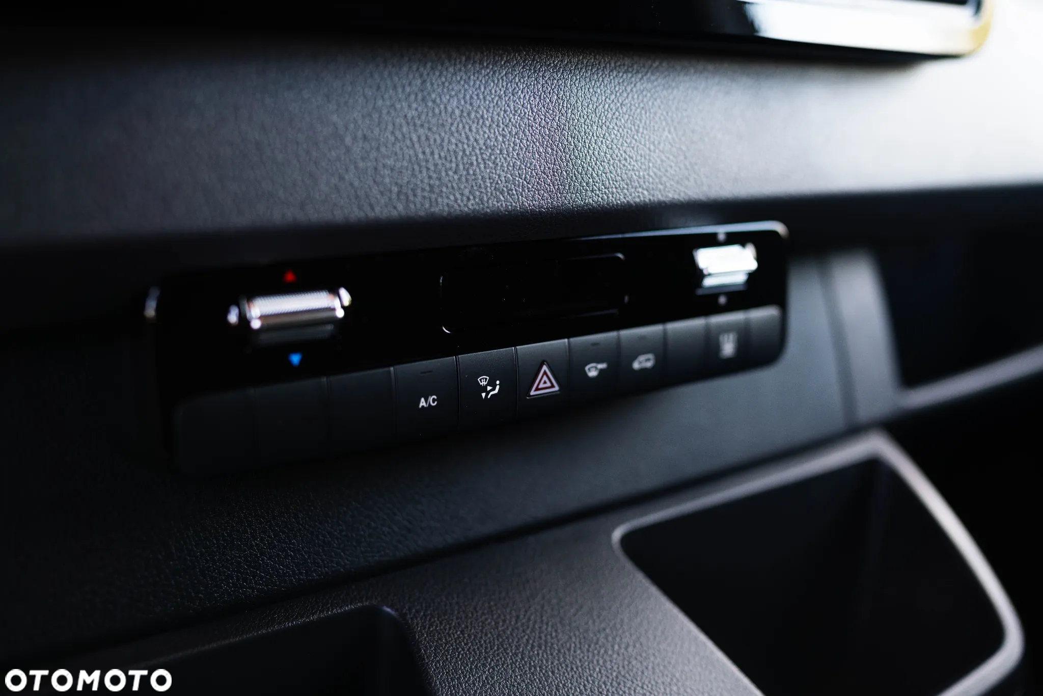 Mercedes-Benz eSprinter - 20