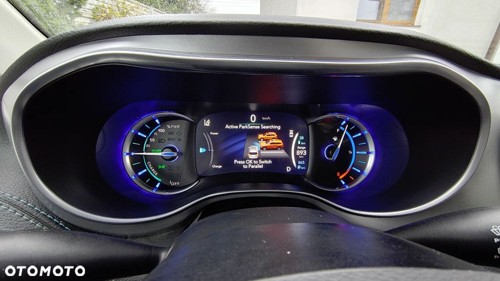 Chrysler Pacifica - 7