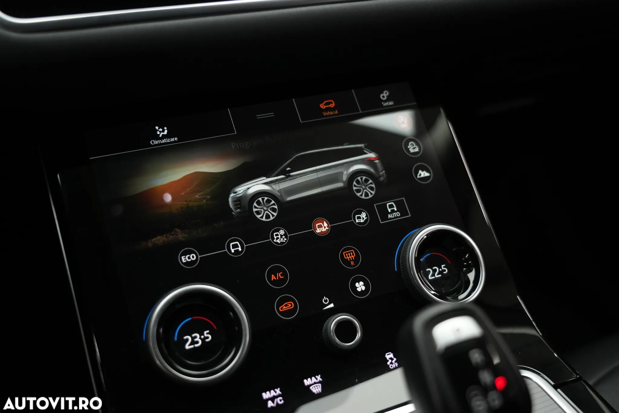 Land Rover Range Rover Evoque 2.0 D150 SE - 29