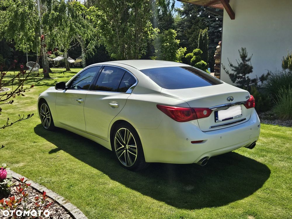 Infiniti Q50 2015 photo 4