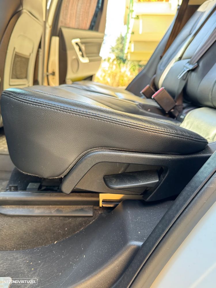 Land Rover Discovery Sport - 51