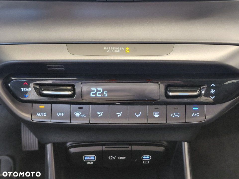 Hyundai i20 - 12