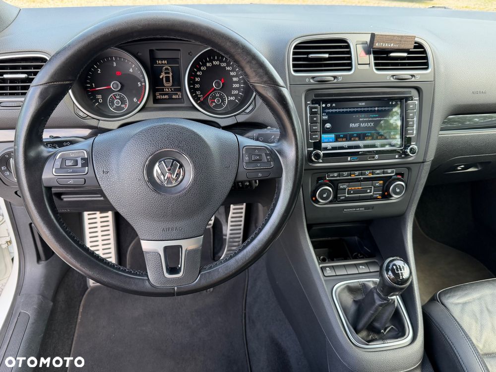 Volkswagen Golf 1.6 TDI DPF Highline - 21