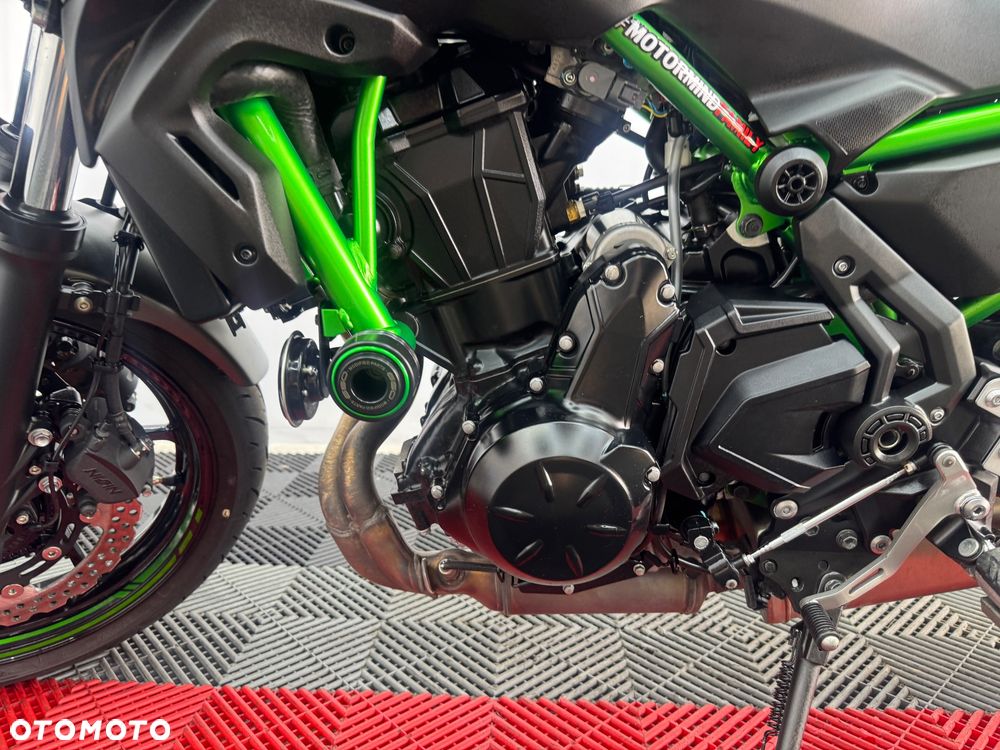 Kawasaki Z 650 - 14