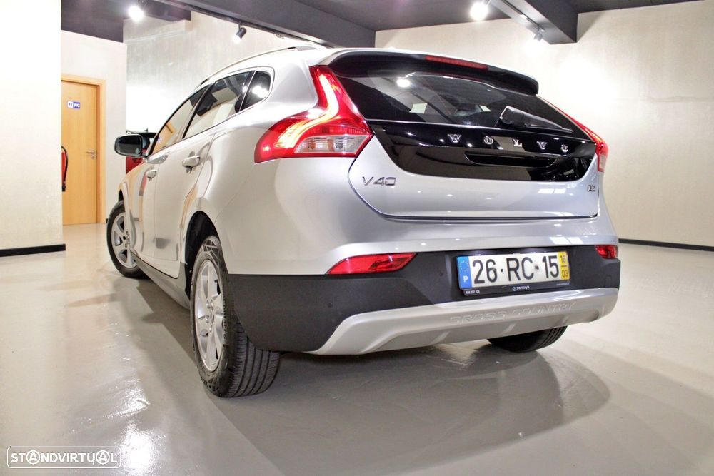 Volvo V40 Cross Country 2.0 D2 Kinetic Geartronic - 12