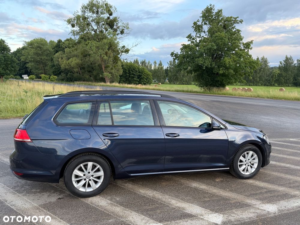 Volkswagen Golf 1.6 TDI BlueMotion Trendline - 17