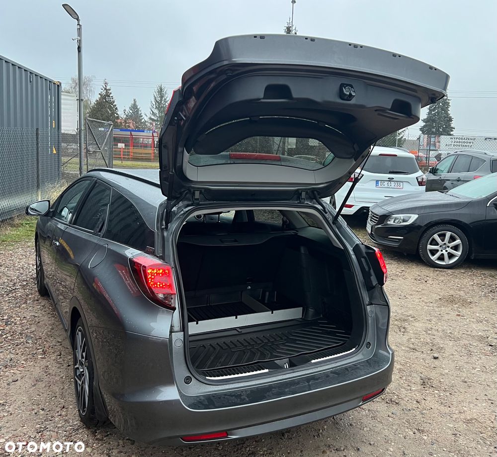 Honda Civic 1.8 i-VTEC Automatik Sport Black Edition - 35