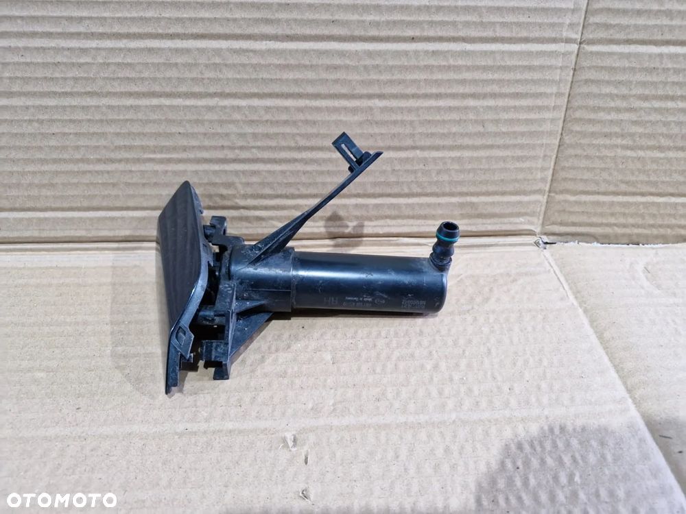 Spryskiwacz prawy xenon Opel Astra H III GTC CABRIO - 2