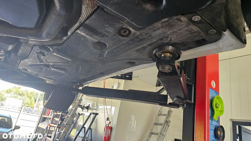 Mercedes-Benz SL 500 - 25