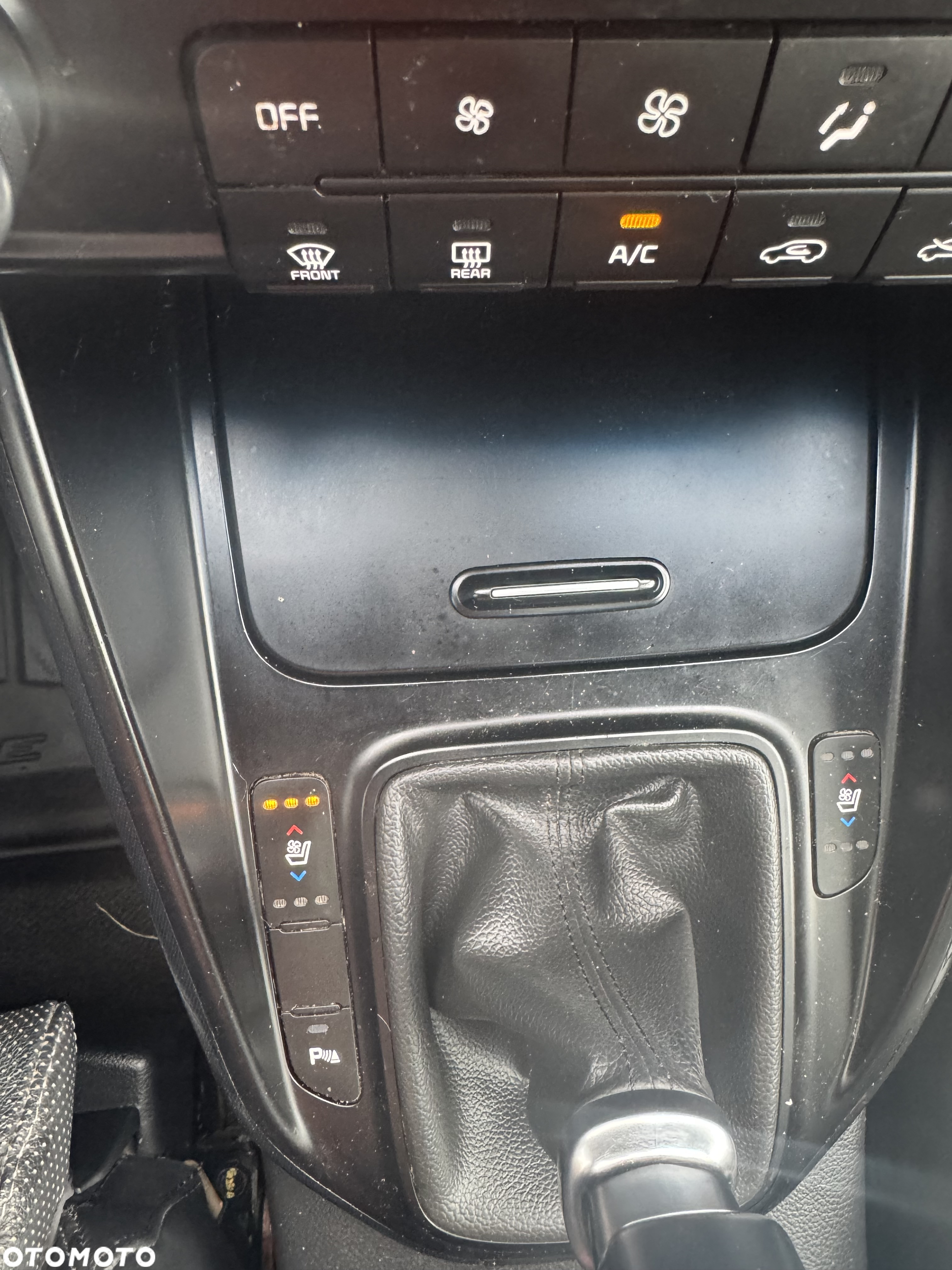 Kia Carens 1.6 GDI Business Line EU6 - 13
