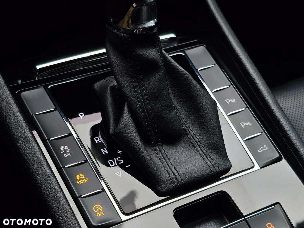 Skoda Superb 2.0 TSI 4x4 L&K DSG - 31