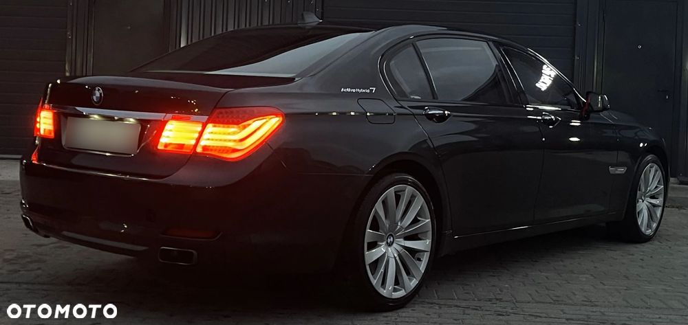 BMW Seria 7 ActiveHybrid L - 14