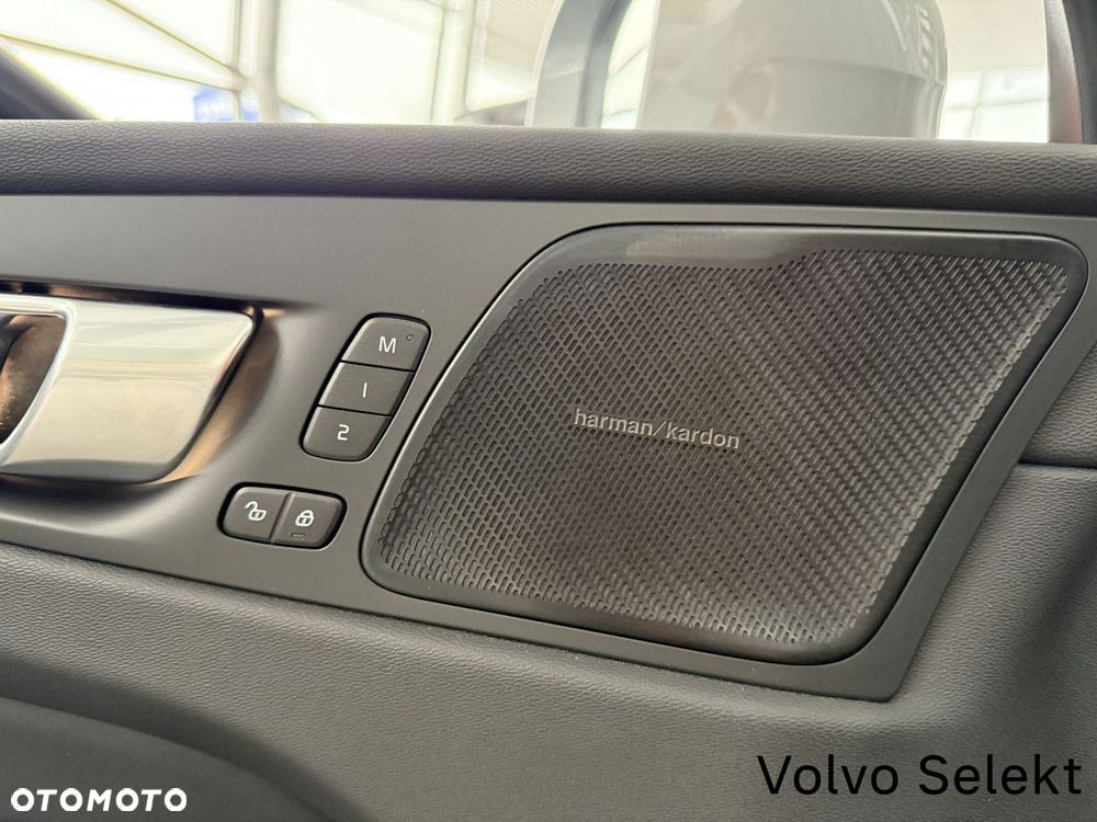 Volvo XC 60 - 13