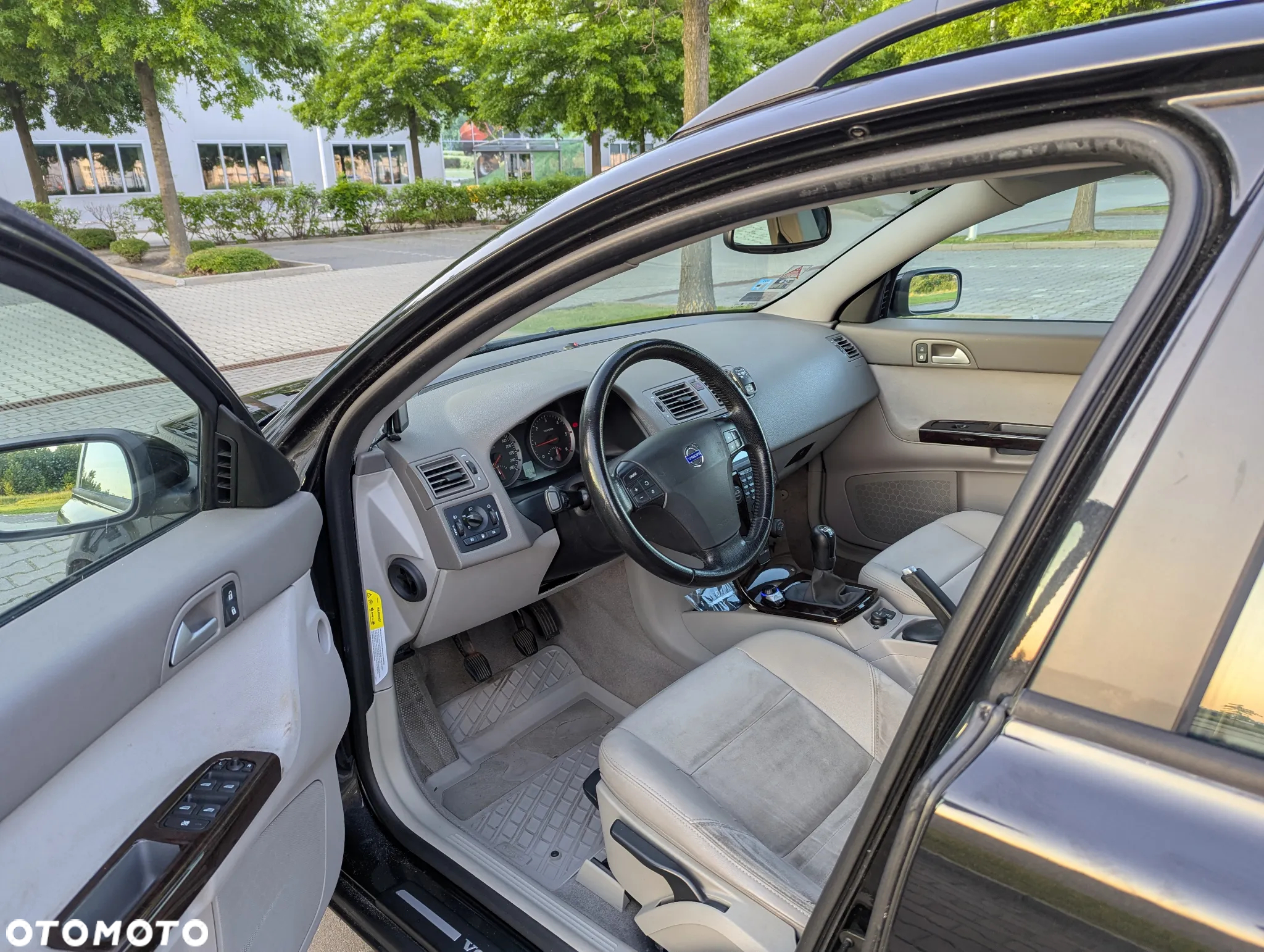 Volvo V50 2.0D Momentum - 25