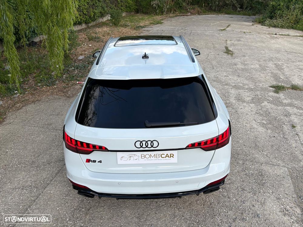 Audi RS4 Avant quattro tiptronic - 42