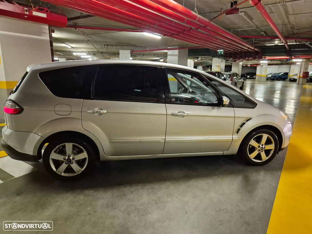 Ford S-Max 2.0 TDCi Titanium 7L - 8