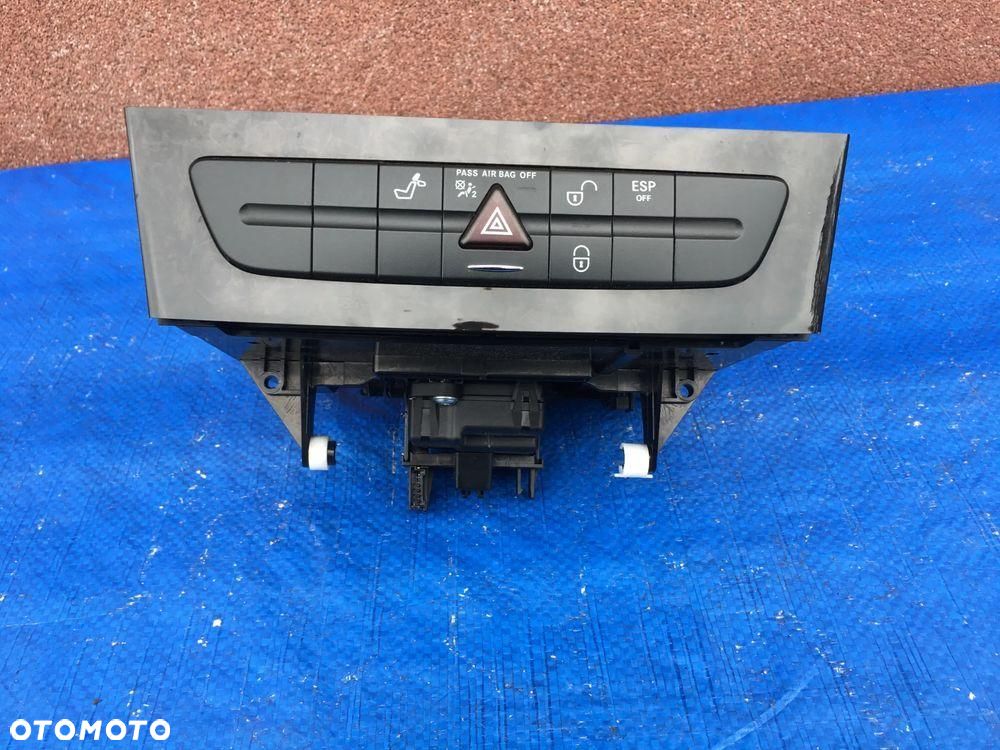 Mercedes W219 W211 CLS Schowek Elektryczny Panel ESP 2006r - 1