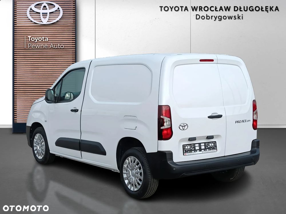Toyota Proace City - 8