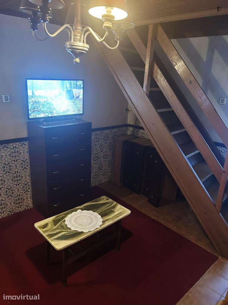 Quarto - localizado em Leiria - Grande imagem: 5/6