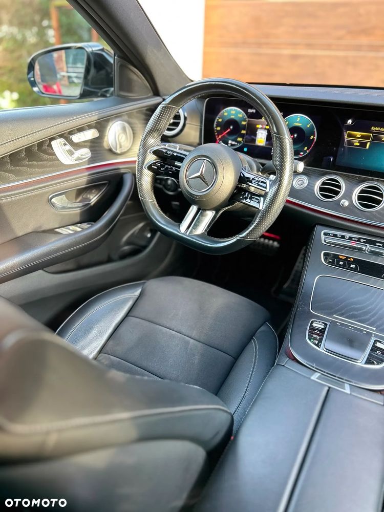 Mercedes-Benz Klasa E 220 d 4-Matic 9G-TRONIC - 7