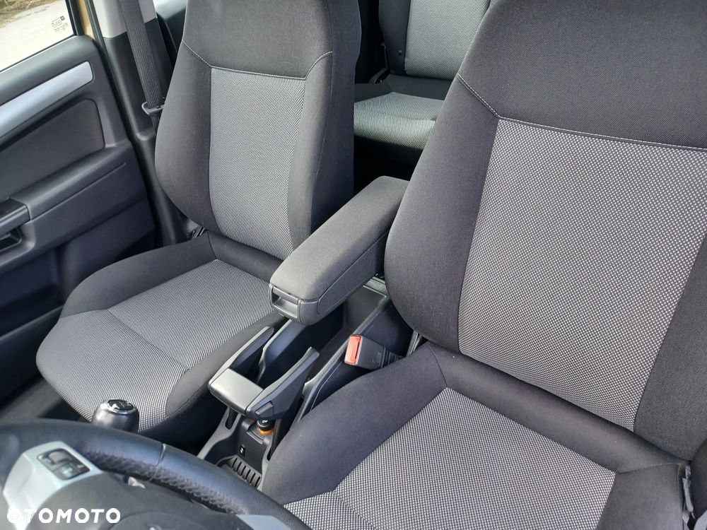 Opel Zafira 1.6 ecoFLEX Family - 34