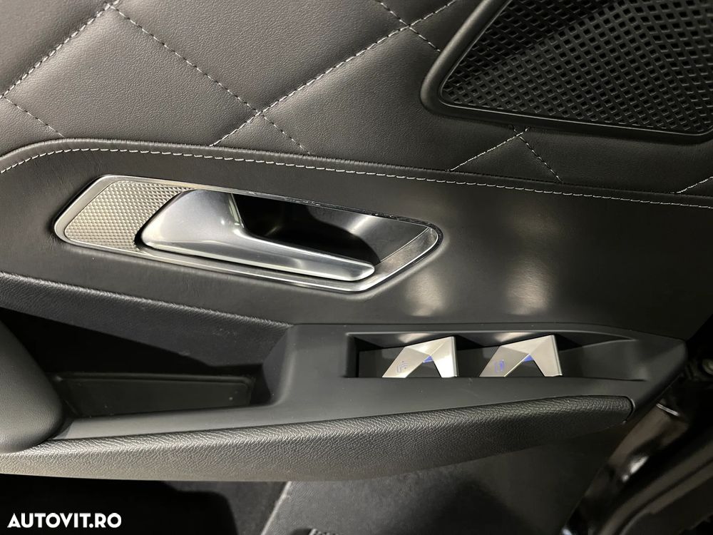 DS Automobiles DS 7 Crossback 1.6 PureTech 180 S&S EAT8 RIVOLI - 30