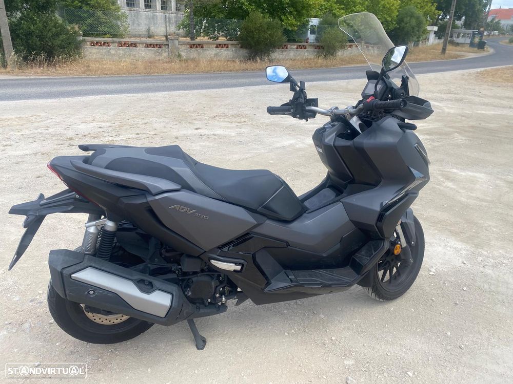 Honda ADV - 3