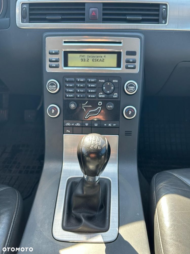 Volvo V70 - 10
