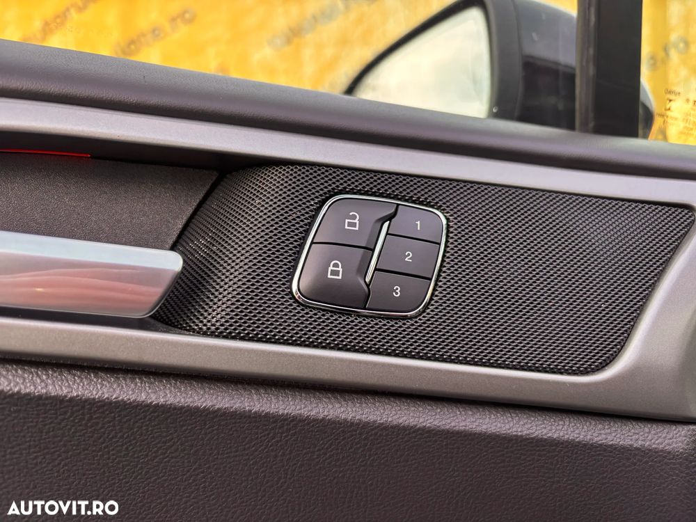 Ford Mondeo Vignale 2.0 TDCi Powershift AWD - 15