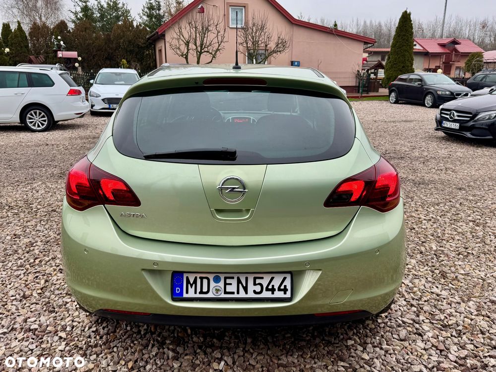 Opel Astra - 11