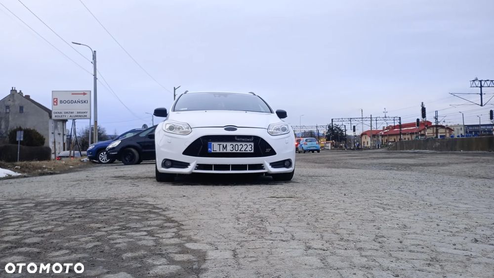 Ford Focus ST - 3