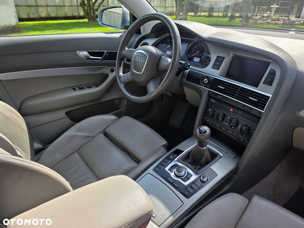 Audi A6 Avant 2.7 TDI - 16