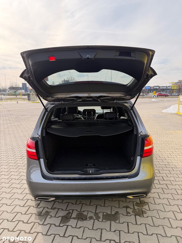 Mercedes-Benz Klasa B 200 (CDI) d 4Matic 7G-DCT AMG Line - 30