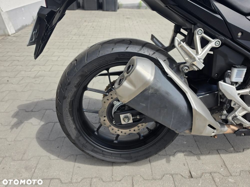 Honda CB - 25